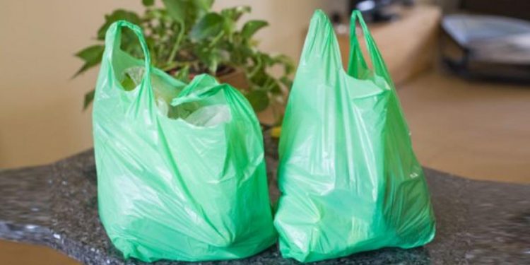 ley-de-plasticos-se-pagara-impuesto-por-consumo-de-bolsas-desde-agosto-de-2019